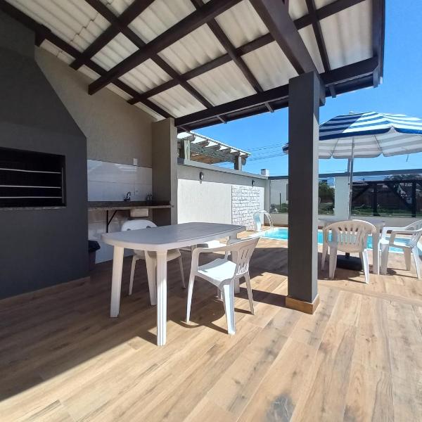 Casa com piscina, Ar condicionado, Pertinho Do Mar Em Capão Da Canoa - Foto 3