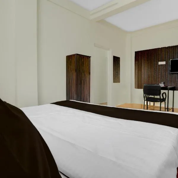 Super Hotel O Symbiosis University Nagpur Formerly Royal Villa Inn, hotel in Sakardarā