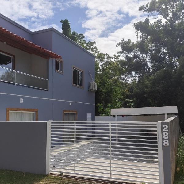 Casa inteira praia do Estaleirinho