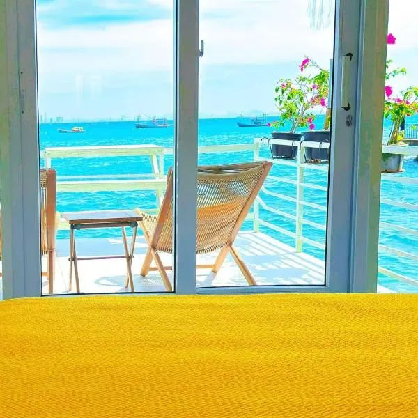 格兰岛屿民宿Rock Resort Kohlarn, ξενοδοχείο στο Κο Λαρν