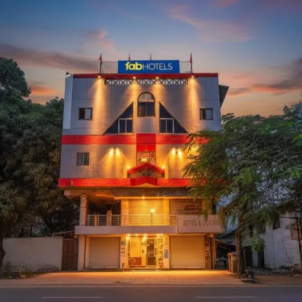 Via Sai Lodging I - Nr Nashik Railway Station, hotel in Nashik