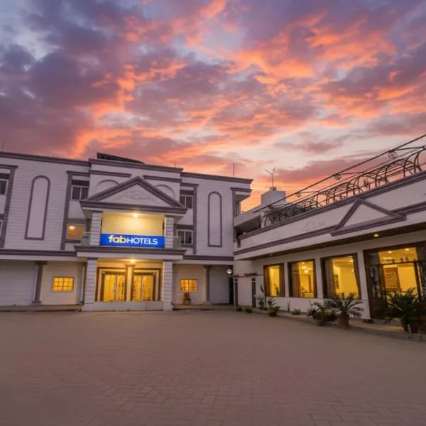 FabHotel Prime SM Resort, hotel en Bhopal