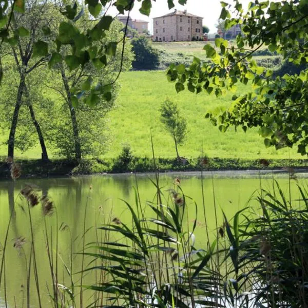 Appartamenti Cenni - Relais su Lago, hotel en Pellegrino Parmense