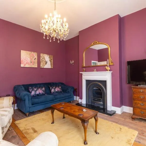 2BR Georgian home, garden, Sea view, 6 guests, hotel v destinácii Bognor Regis