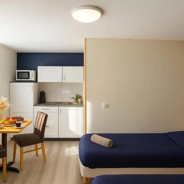 Studio La Cabane Centre Ville, hotel in Le Bourg-dʼOisans