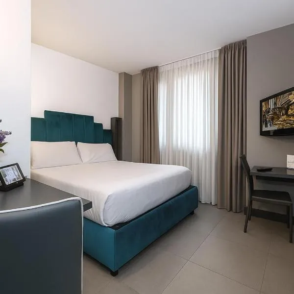 Hotiday Napoli Porto, hotel in Naples