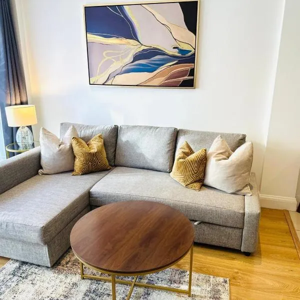 Westferry Deluxe Apartment 3, hotel in Londen