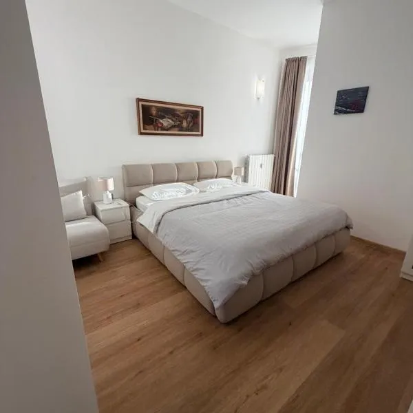 Zoja 2, hotel in Arona