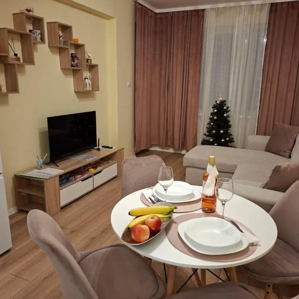 Guest Apartment Kristi, hotel in Stara Zagora