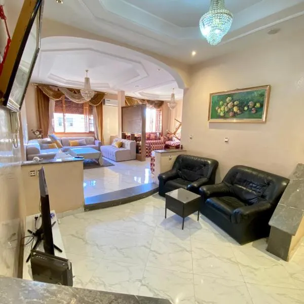 Modern apartment, хотел в Уджда