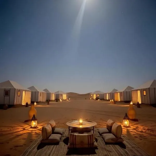 Chegaga Starlight Camp - Mhamid Desert Haven, ξενοδοχείο σε Mhamid