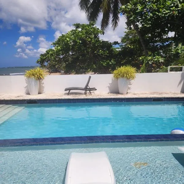 Hotel Colombus, hotel in Aguada