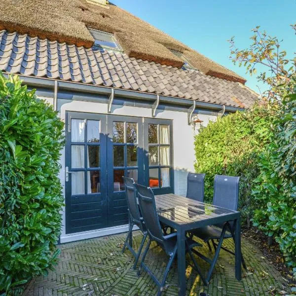 Lovely Holiday Home in Texel near Sea, hotel v destinaci Oost