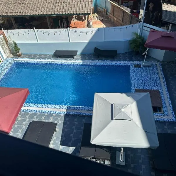 Avenue Hotel VangVieng, hotel en Vang Vieng