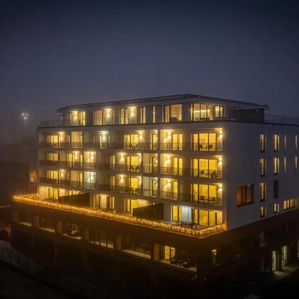 KOA - Aparthotel, ξενοδοχείο στο Μπρασόβ