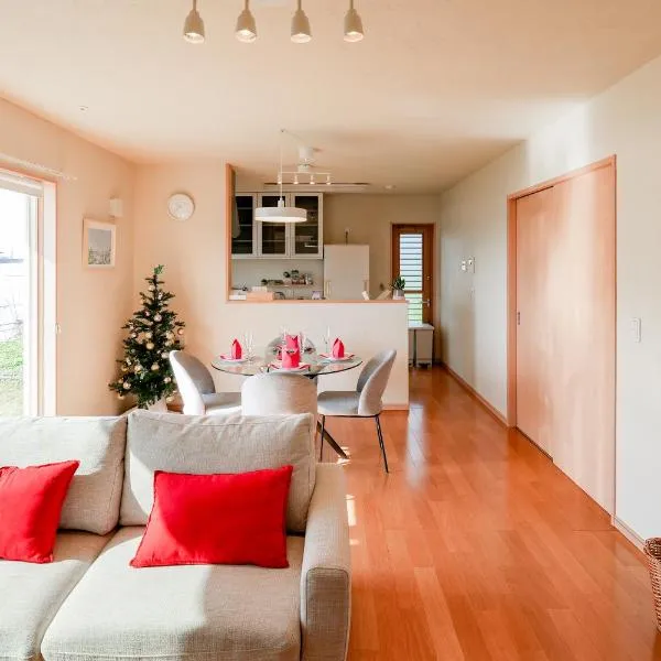 Peaceful Garden Home in Ota, Entire 3BR Parking, hotel in Ota