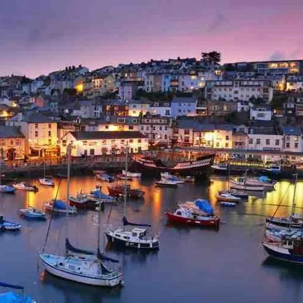 Brixham Harbour Cottage, hotel di Brixham