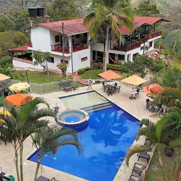 Ecohotel Monteverde, hotel in La Vega