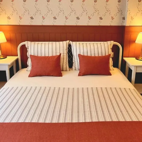 2 Bedroom Cozy Apartment, hotel en Antalya