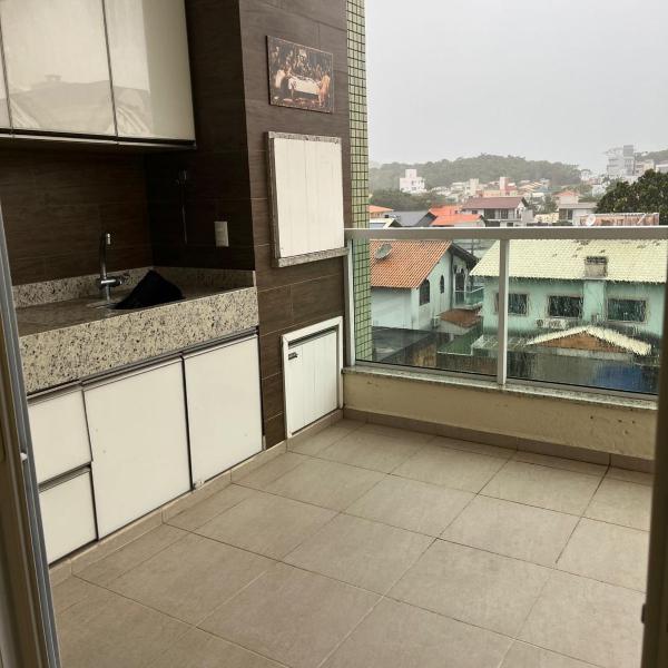 Cobertura de 2 suites no centro de Bombinhas by RD Stay