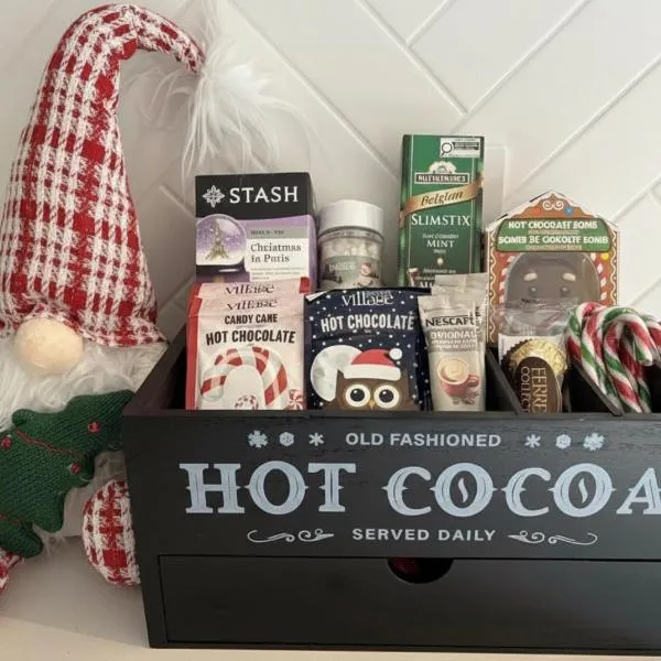 Mountain Suite - Fully Equipped Kitchen - Ocean View Fire Pit - Heated Bathroom Floor - WD, hotel en Nanaimo