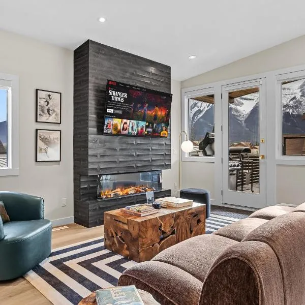Sisters' Solstice Villa by WeekAway Vacations, hotel a Canmore