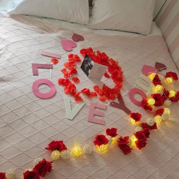 Romantic Winter Package , K-Culture Experience Itaewon 7min,2F Korean Culture Zone ,Terrace , K-Ramen Challenge, hotel v Soulu