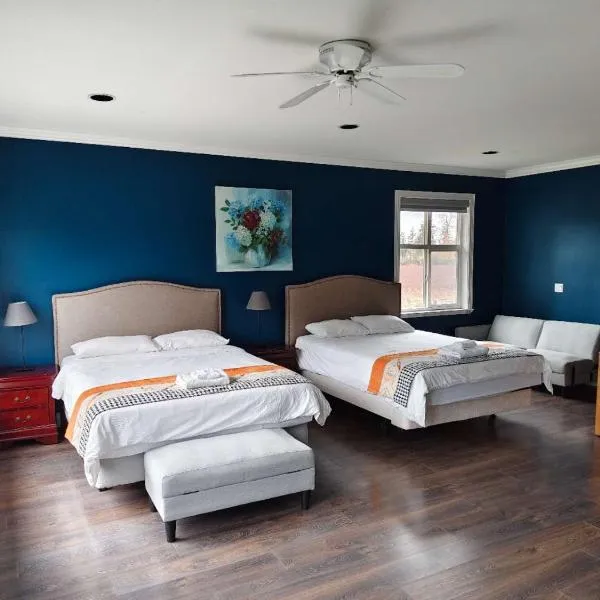 Vancouver Airport Blueberry Manor, Hotel in Richmond