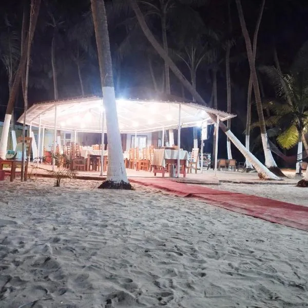 Samant Beach Resort, hotel en Malvan