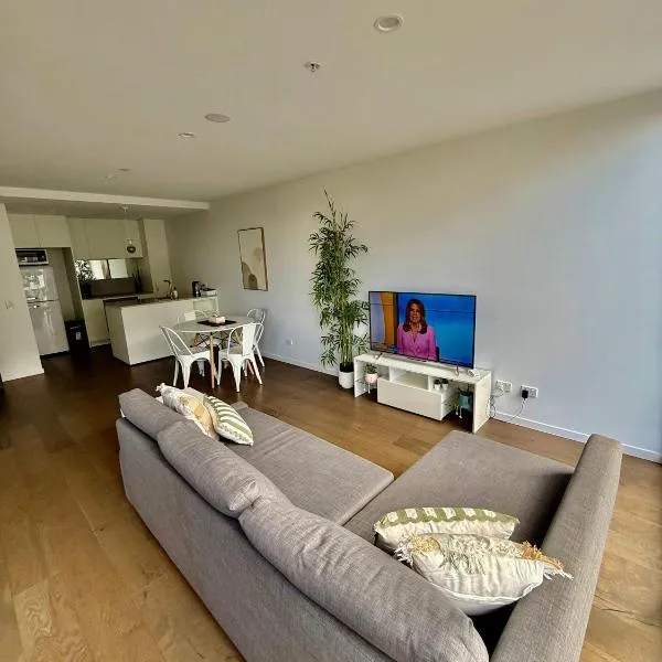 City-Self check in-Parking-Pool, hotel en Canberra