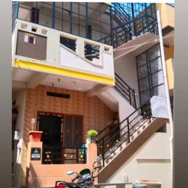 Sai Ram Home Stay, hotel in Hampi