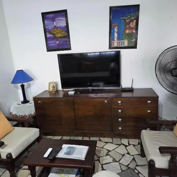 Casa Al pie del Cerro, hotel in Yerba Buena