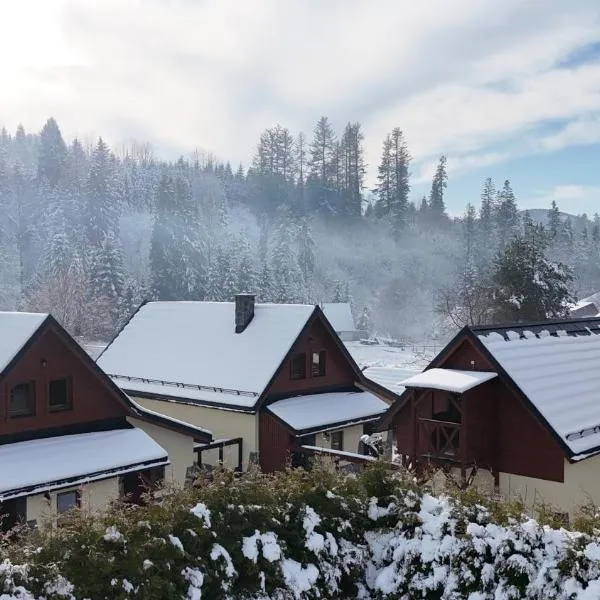 Osada Złatna domki w beskidach、Złatnaのホテル