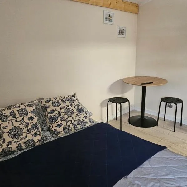 Przytulny pokój w Mazurska Ostoja ze wspólną łazienką i kuchnią, hotel a Kętrzyn