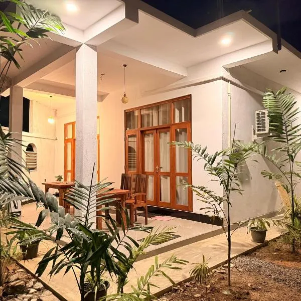 Pabalu House, hotel in Ahangama