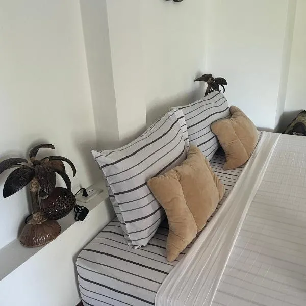 Pink House, hotel in Lamai