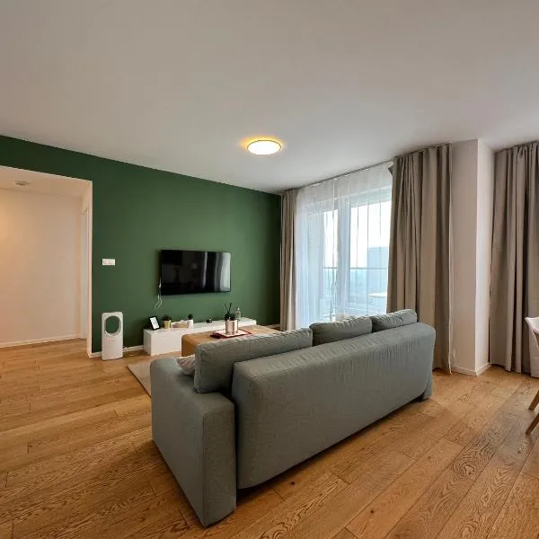 Vyhlad na mesto, 24. poschodie, free parking, hotel a Bratislava