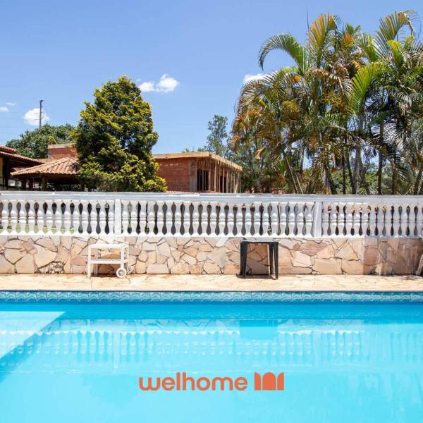 Sitio em Aracariguama com Piscina e Churrasqueira