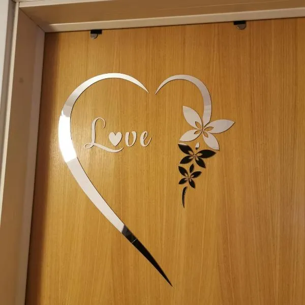 Sunny ROOM in Stockholm，位于斯德哥尔摩的酒店