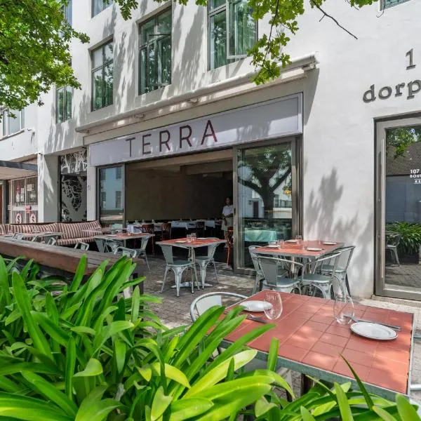 107 Dorpstraat Boutique Hotel, hotel v destinaci Stellenbosch
