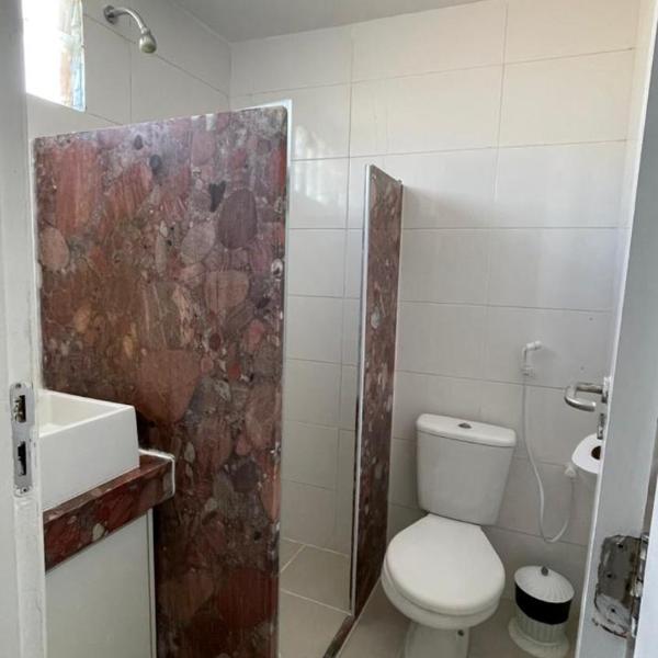 14 BIS HOSPEDAGEM em AREMBEPE, "APARTAMENTO INTEIRO com LOCALIZAÇÃO PERFEITA" Tenha a Praia, Praça, Bares, Restaurantes e todas as comodidades locais ao seu lado" - Foto 5