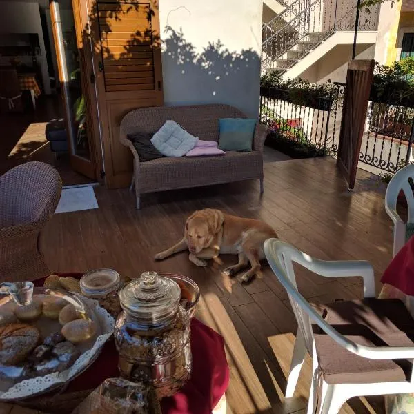 B&B Le tre chiavi, hotel v destinaci Isera