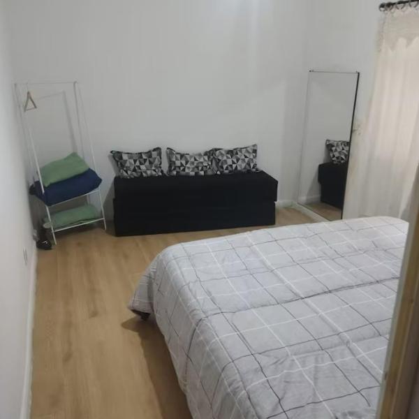 Casa Inteira Vila Militar 500 metros - Foto 4
