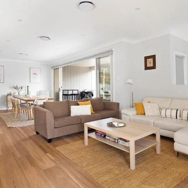 Comfort Luxury and Surrounded by Popular Beaches, ξενοδοχείο σε Boat Harbour