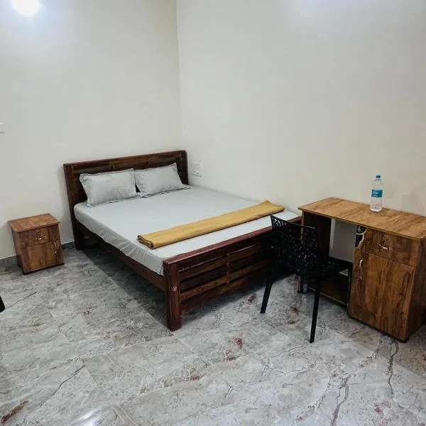 Viesnīca Dubai Inn pilsētā Kanjirapalli