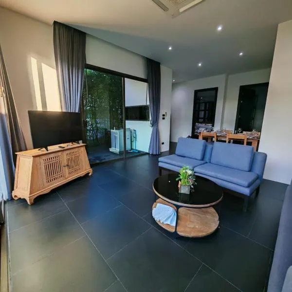 Chalong Modern 2 bedroom pool villa