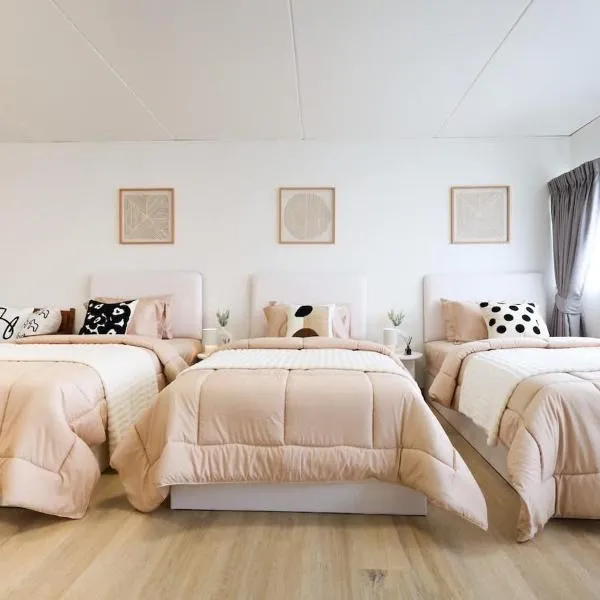 3 Beds,WiFi,Washing Machine,IMPACT Arena at T9، فندق في Ban Bang Phang