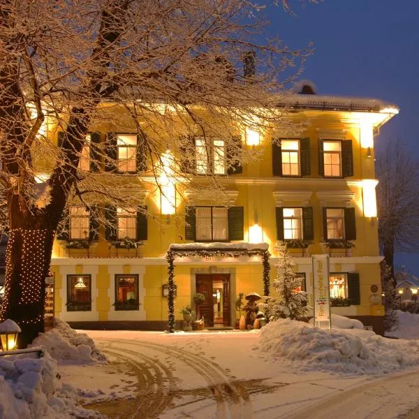 Familienhotel Post，米爾施塔特的飯店