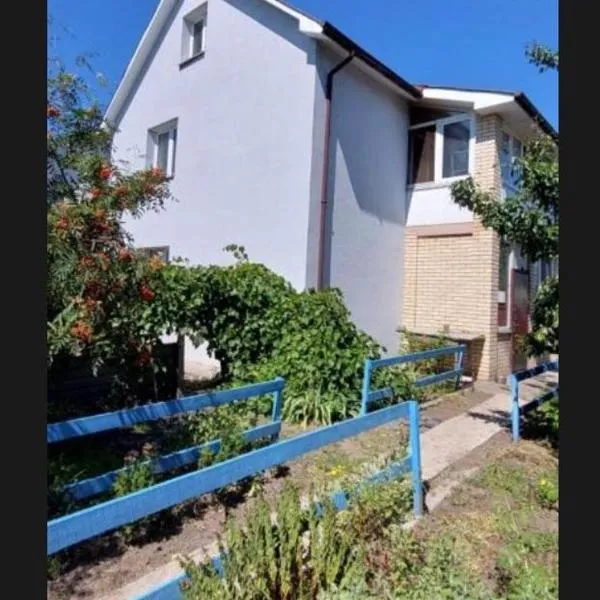 Коттеджный городок Динамо Конча-Заспа、キーウのホテル