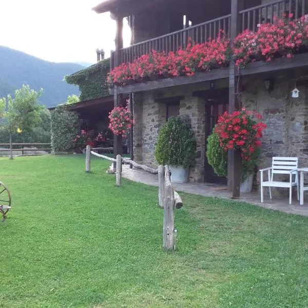 Cal Sadurní, hotel di Toses